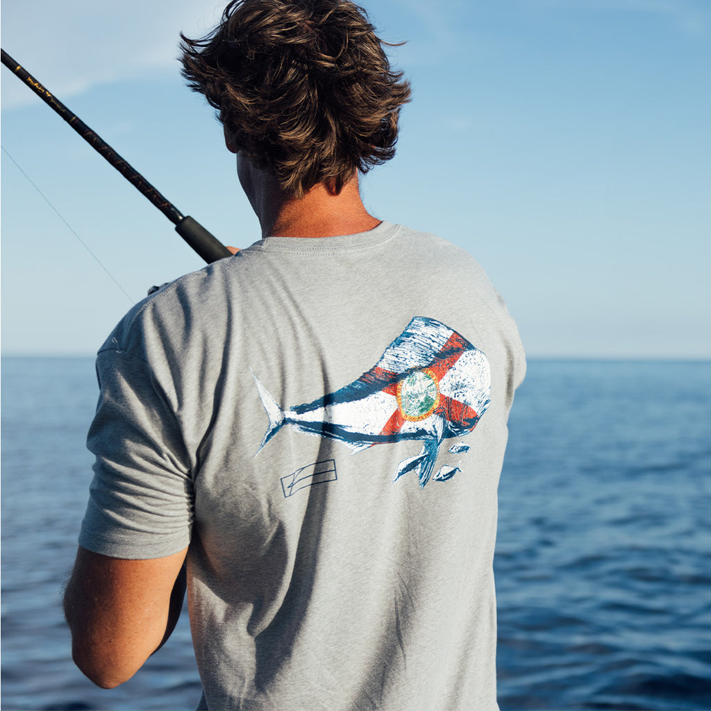 Mahi Flag Fishing T-Shirt - Dark Heather Gray