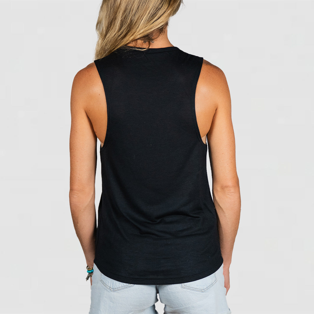 Redfish Company - Sleeveless Womans Flowy Scoop Muscle Tank